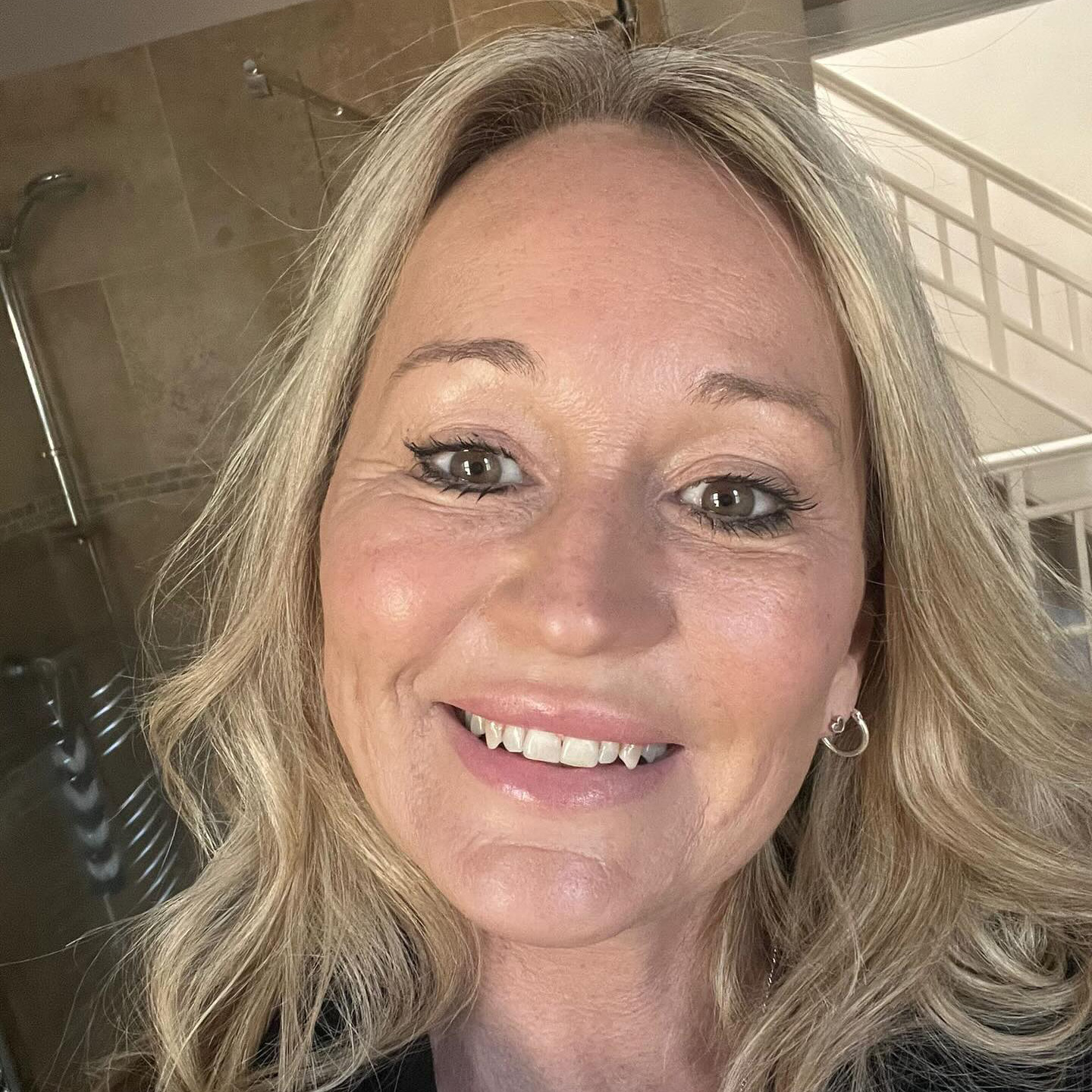 Julie Hewett